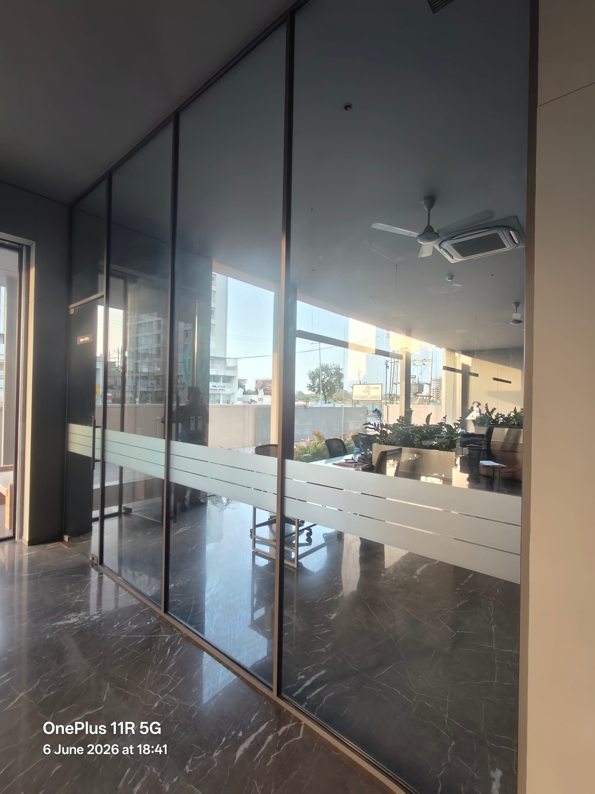 Sliding Doors — installation photo 3